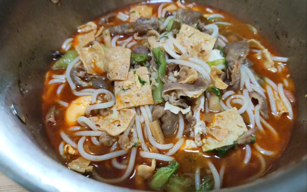 自制螺蛳粉加了超爱的肥牛肥羊卷_哔哩哔哩_bilibili