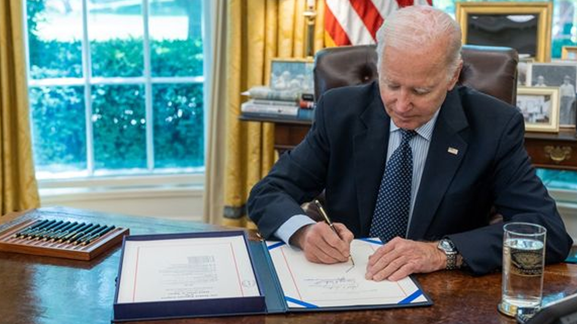 拜登签署"财政责任法案",意味着美债务危机解除?