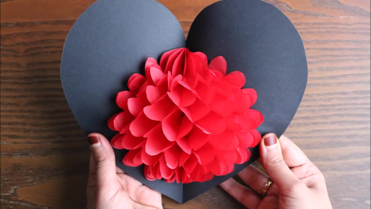6张纸教你做一朵立体花,红红的弹出,送给爱人的ta