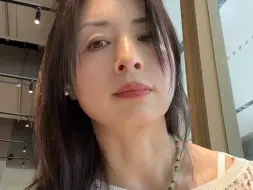 漂亮阿姨