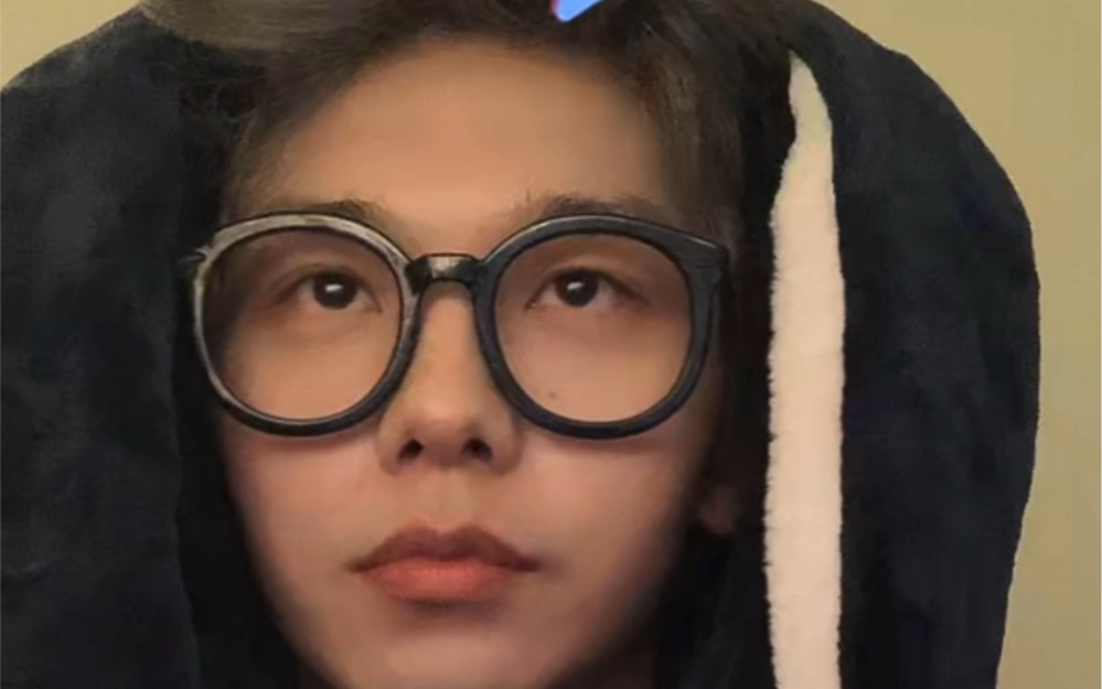 不高兴的小八20220319直播存档二_哔哩哔哩_bilibili