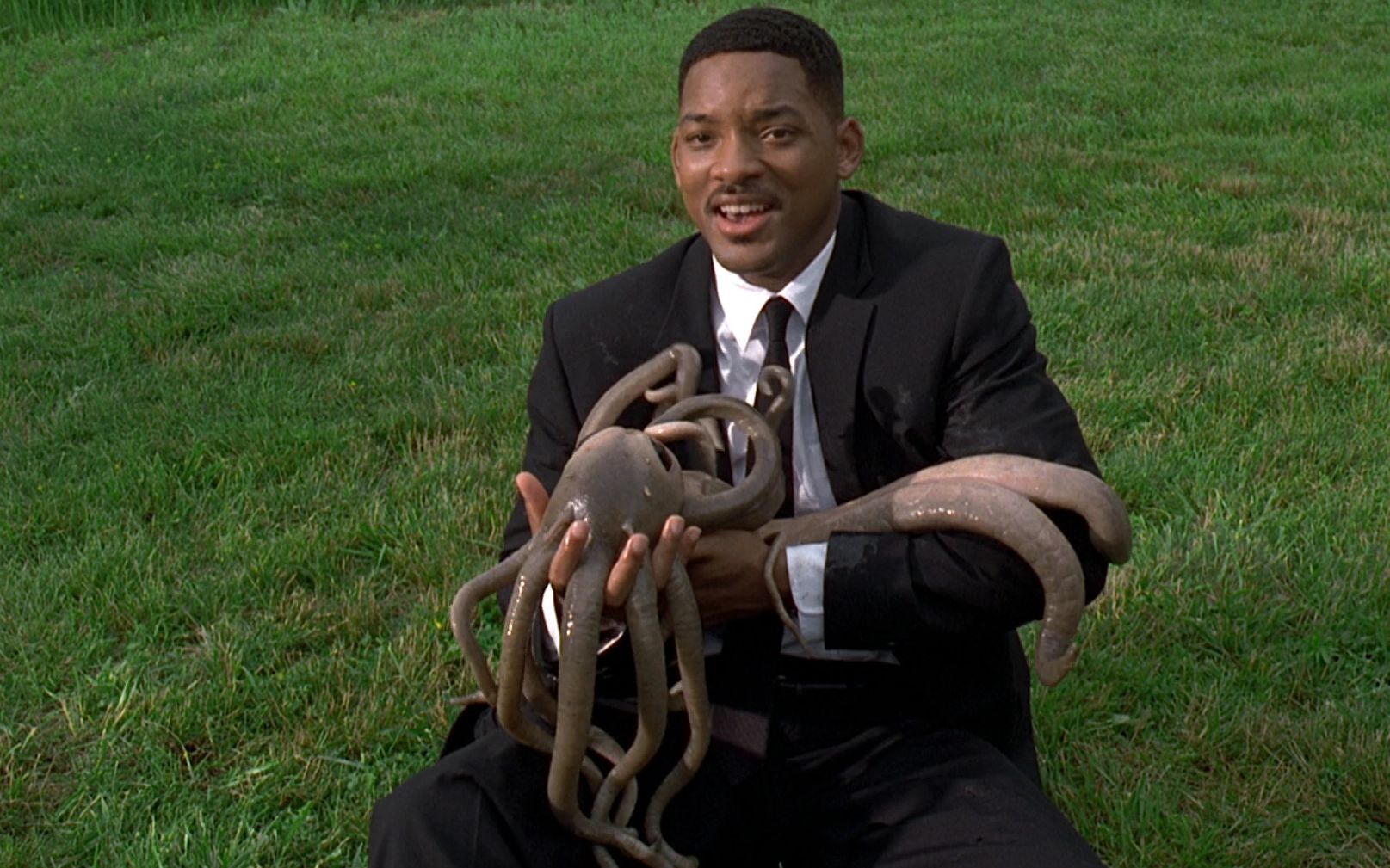 四分半#解说《黑衣人1》地球受到摧毁威胁_哔哩哔哩 (゜-゜)つロ 干杯