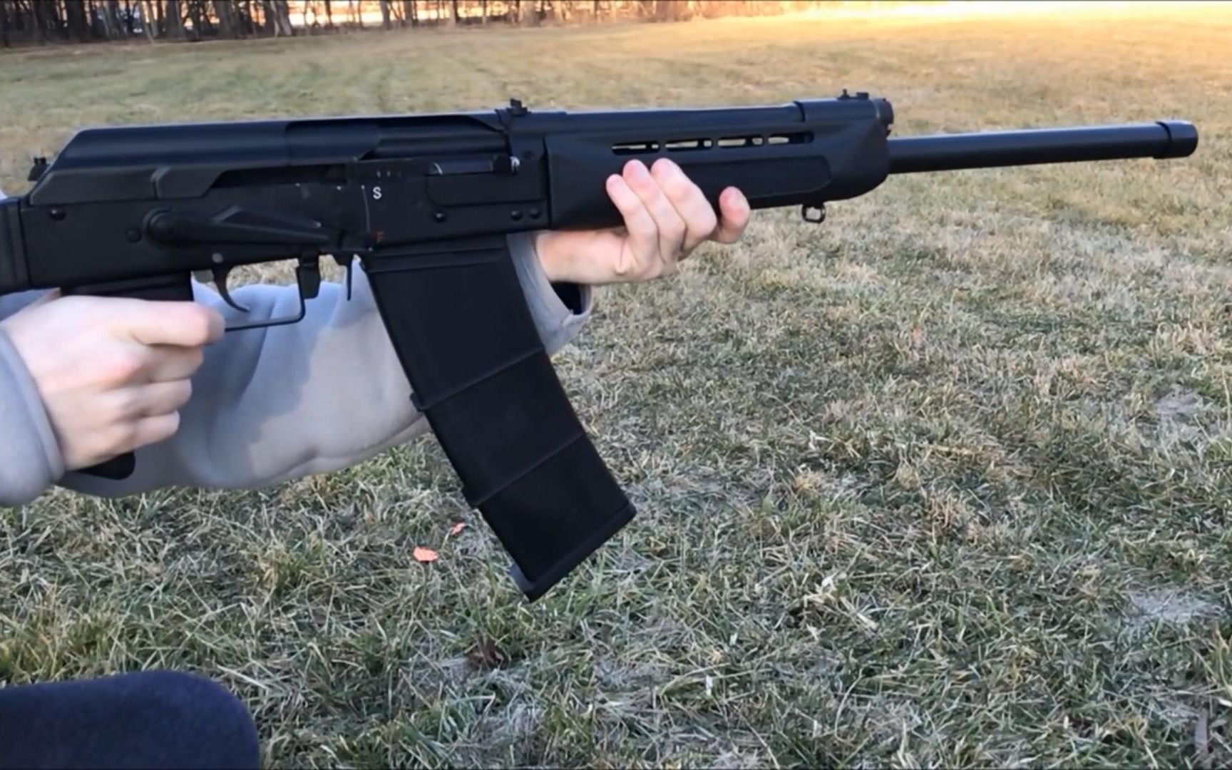 [图]吃鸡S12K原型：Saiga 12霰弹枪