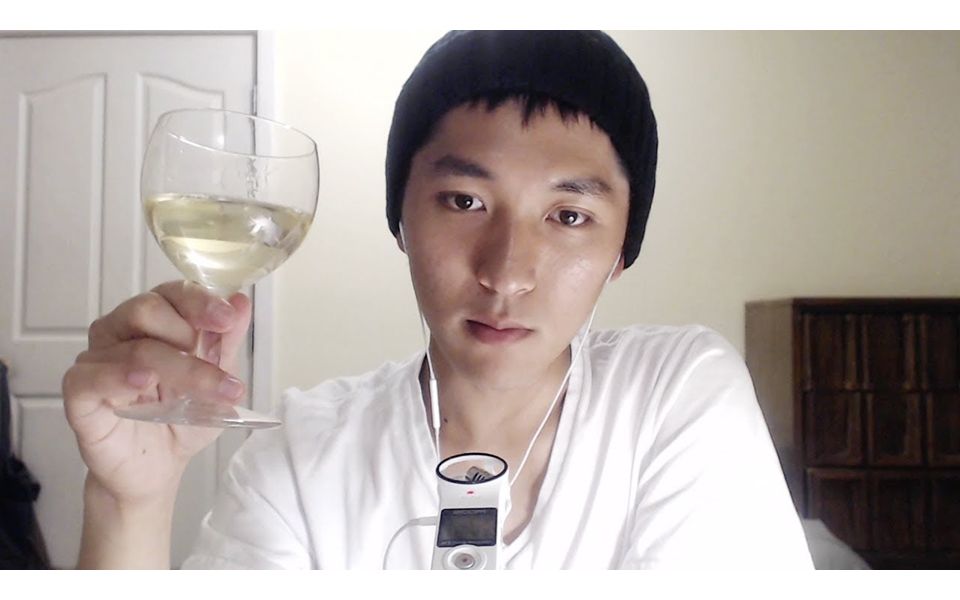 asmr韩国哈尼小哥一边喝葡萄酒一边用日语聊天