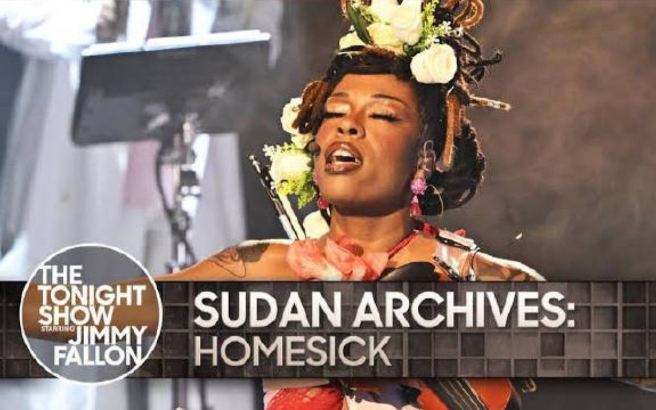 [图]Sudan Archives - Homesick (Live) 中英字幕 | 苏丹姐最新登上肥伦秀现场表演专辑收录单曲 Homesick