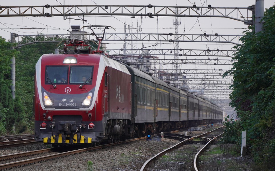 【向塘站】美丽的广州电力机车有限公司c6修的武局南段和谐d1d 0014