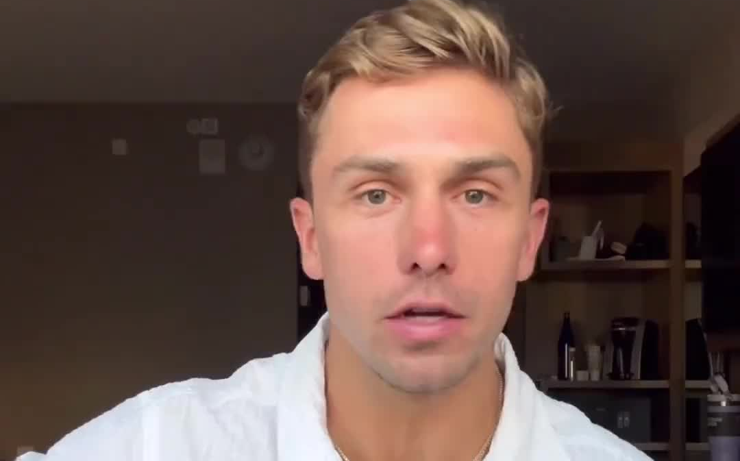 【james yates】金发帅哥探秘街头美食