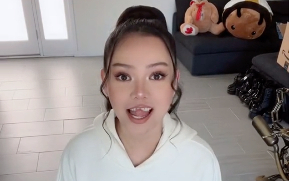 ouch 05 tiktok最火的网红之一@bellapoarch_哔哩哔哩_bilibili