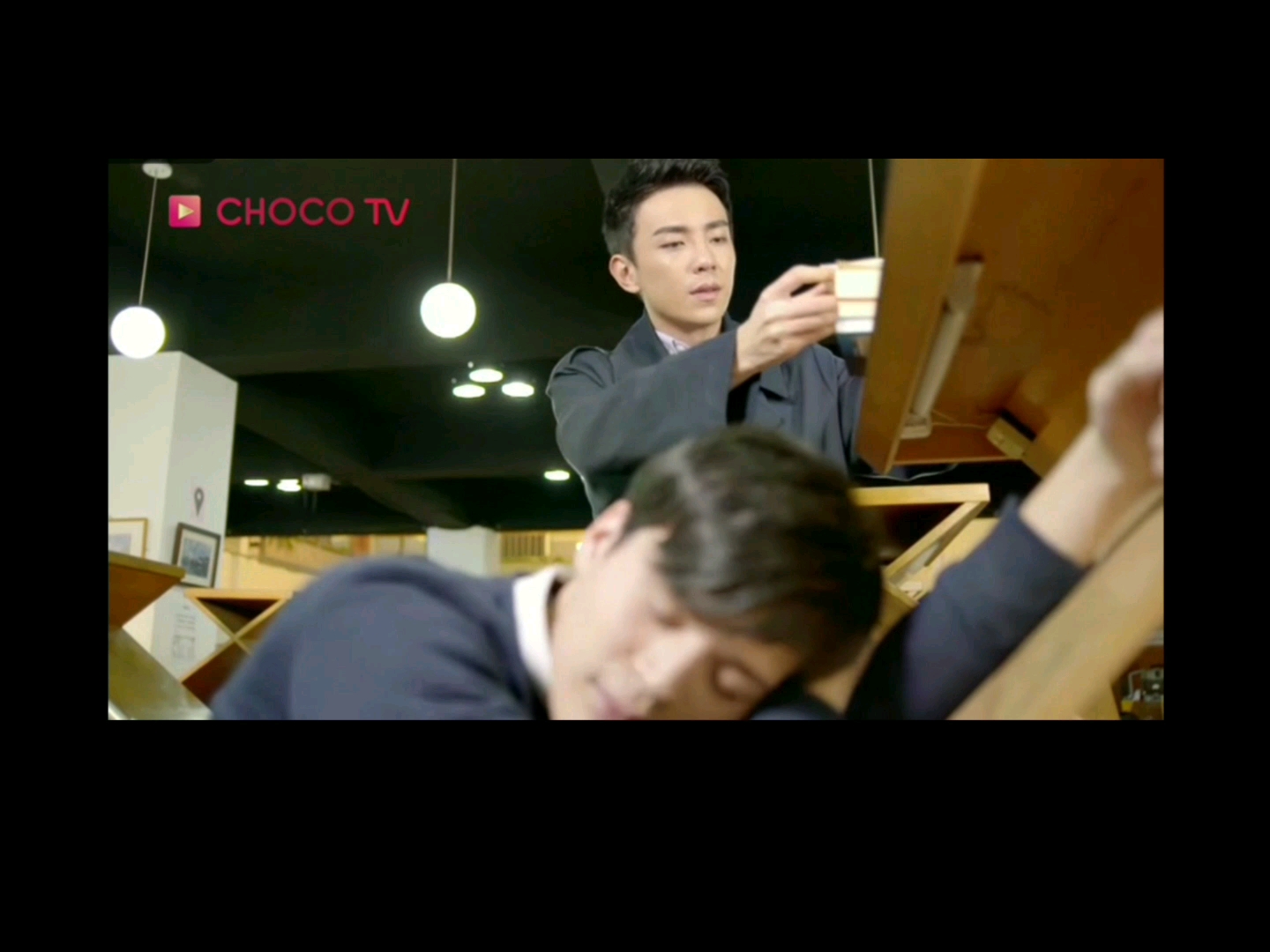 着魔江劲腾x邵逸辰小受重生和小攻解开误会重新在一起入腐看的第一部