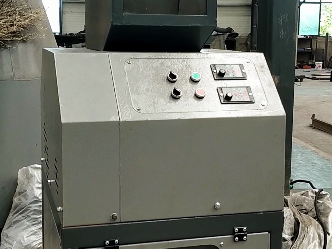 仟川220v家用小型铜米机单相电就能用的打铜米机器