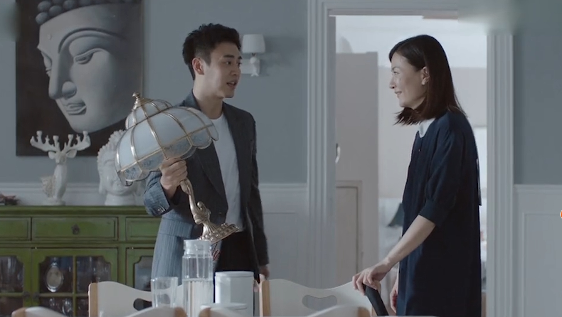 少年派:裴音接受蒋昱文追求,笑得像恋爱中的少女,两人甜蜜互动