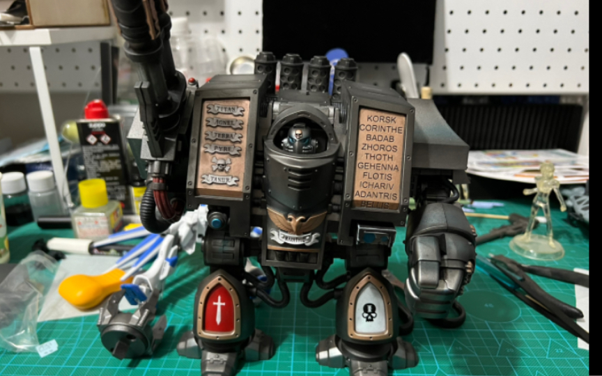 灰骑士无畏机甲