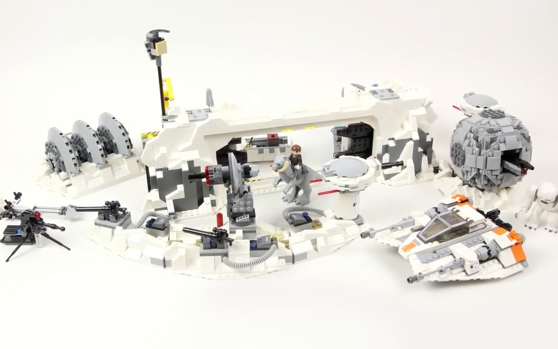 [图]【乐高】终极收藏系列 霍斯基地 Lego Ultimate Collector Series 75098 Assault on Hoth