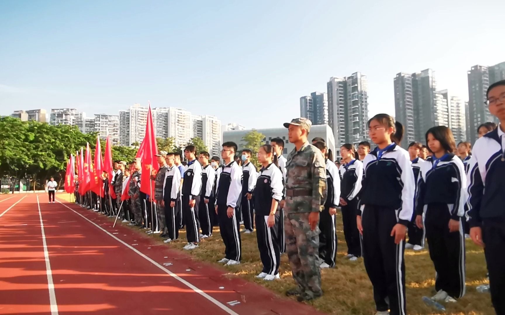 2020深圳新安中学(集团)高中部高一新生军训记录哔哩哔哩bilibili