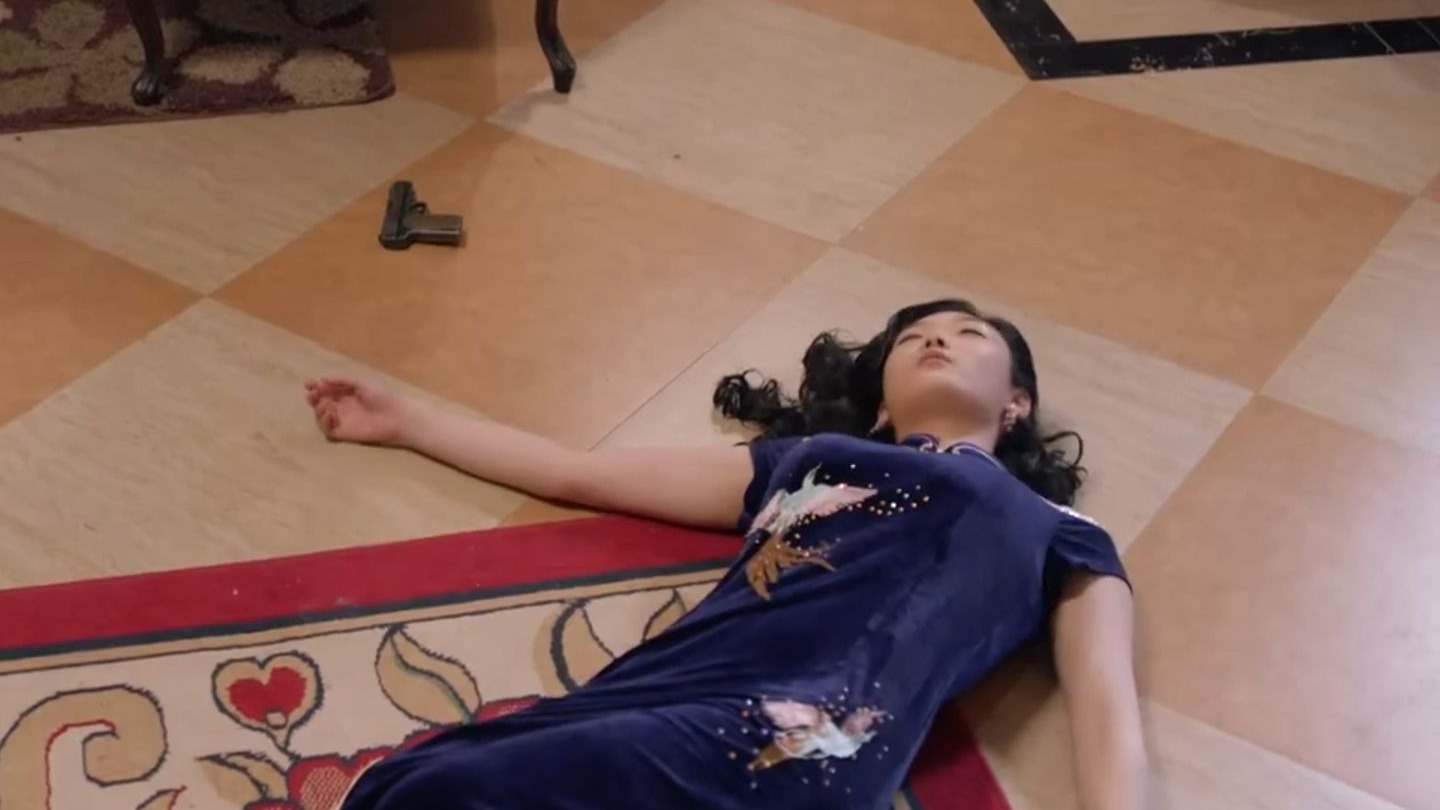 旗袍女反派杀手中弹被杀