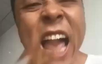 敢不敢跟我比划比划?