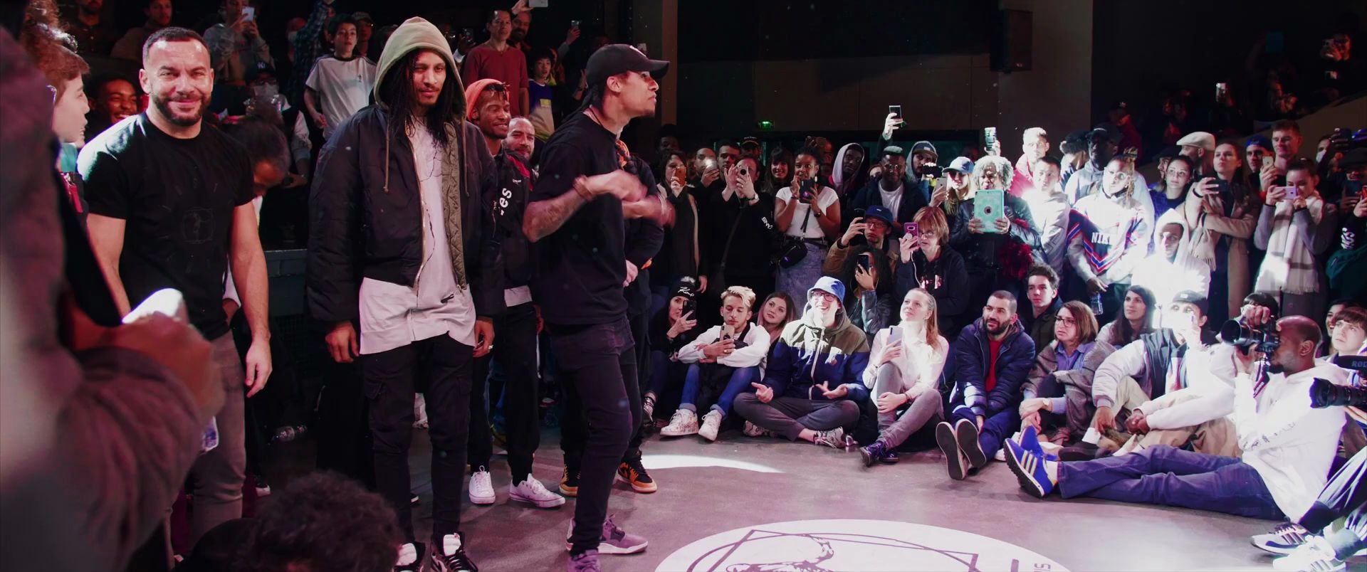 lestwinsjustedebout2020hiphop裁判表演