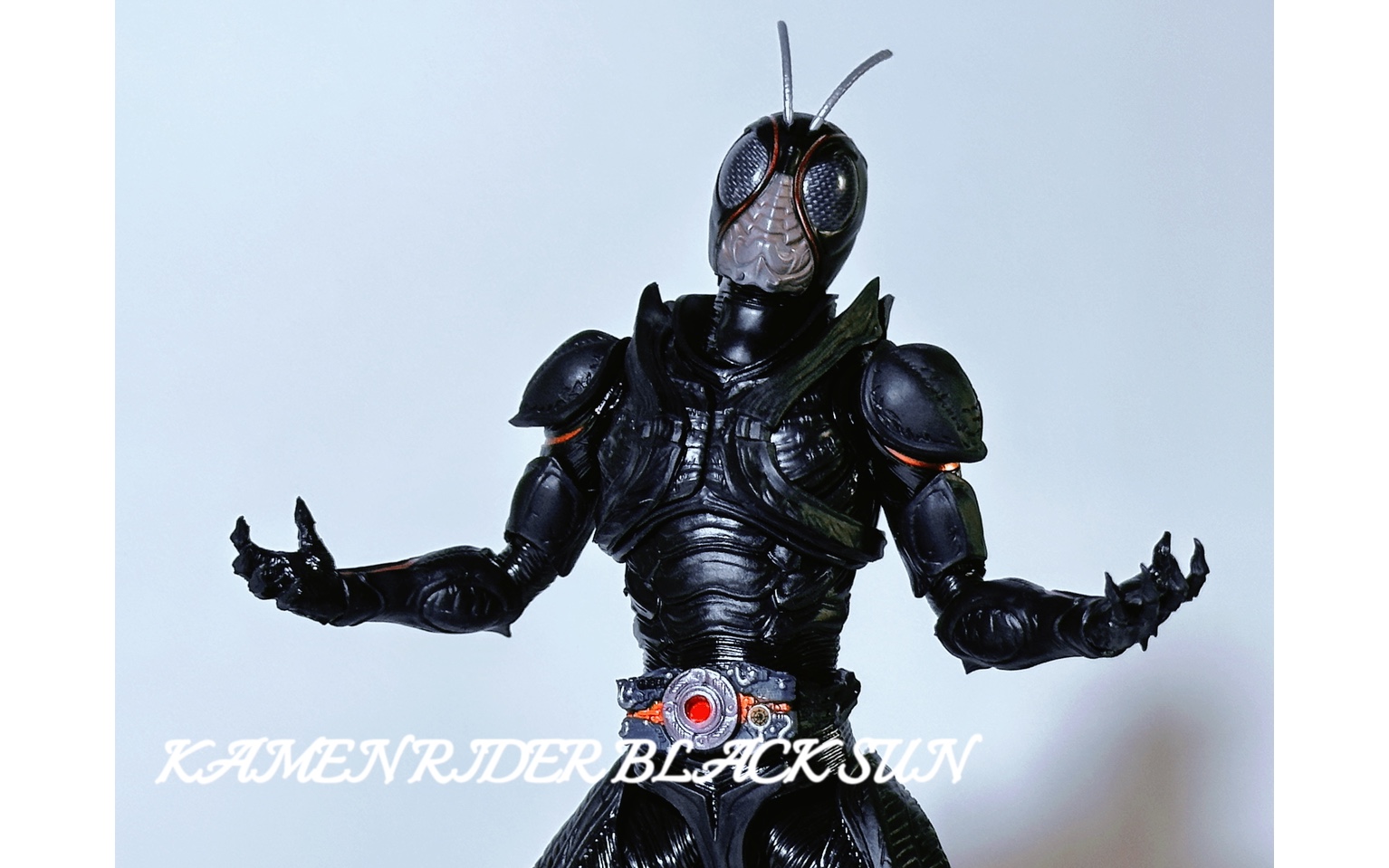 shf假面骑士blacksun