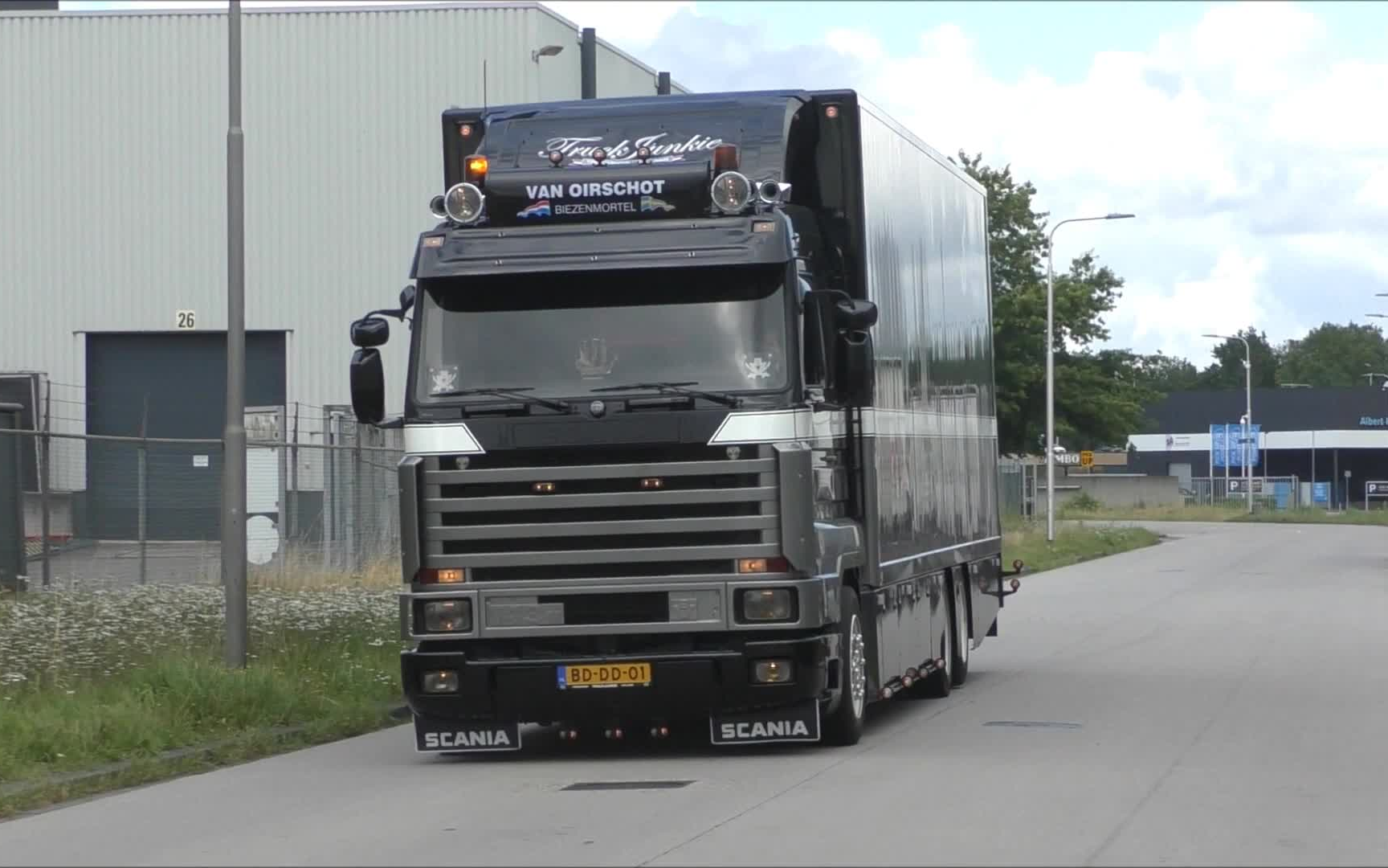 【欧洲卡车】van oirschot scania 143m v8 the old pirate
