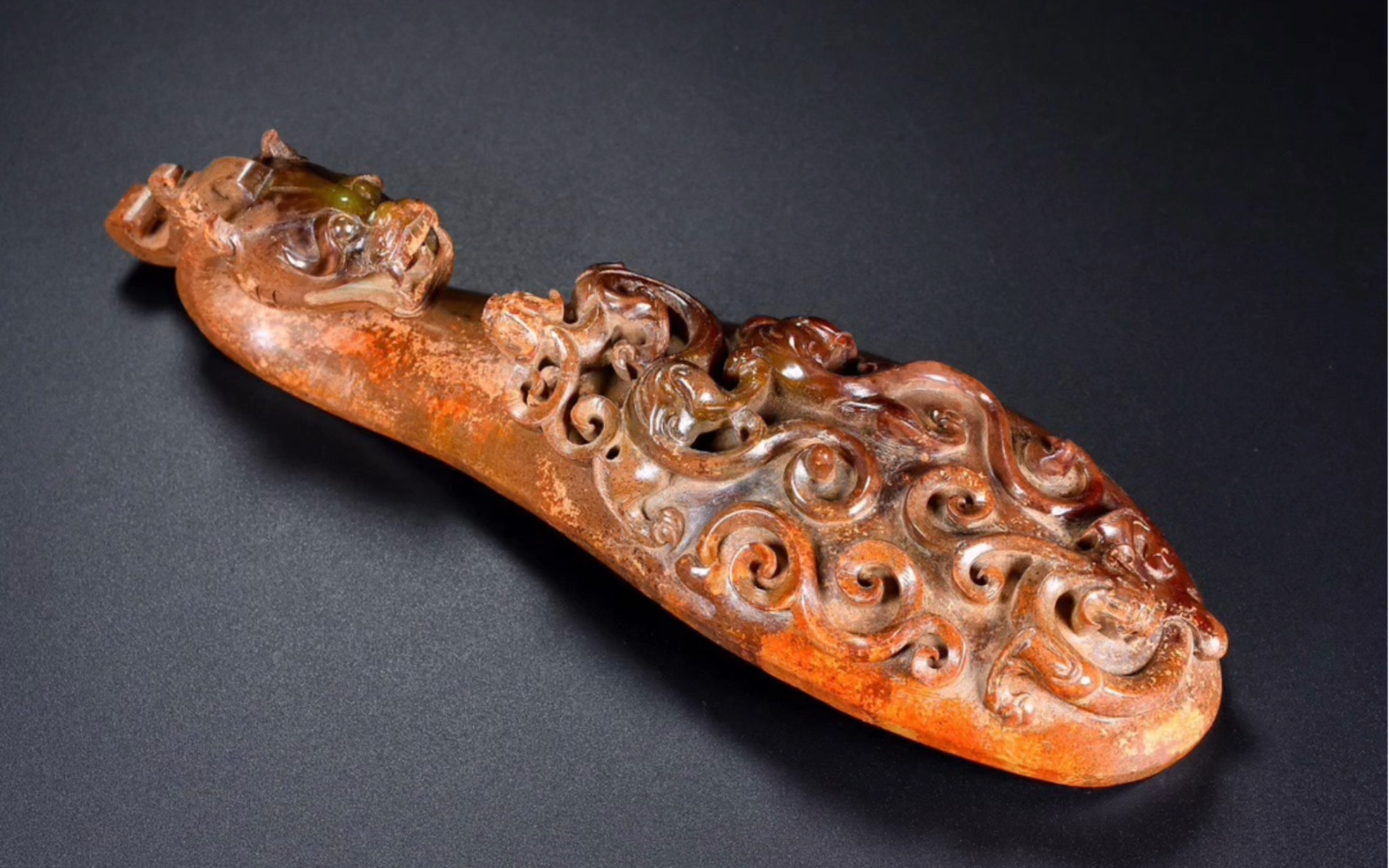 古玉老玉和田玉 龙勾