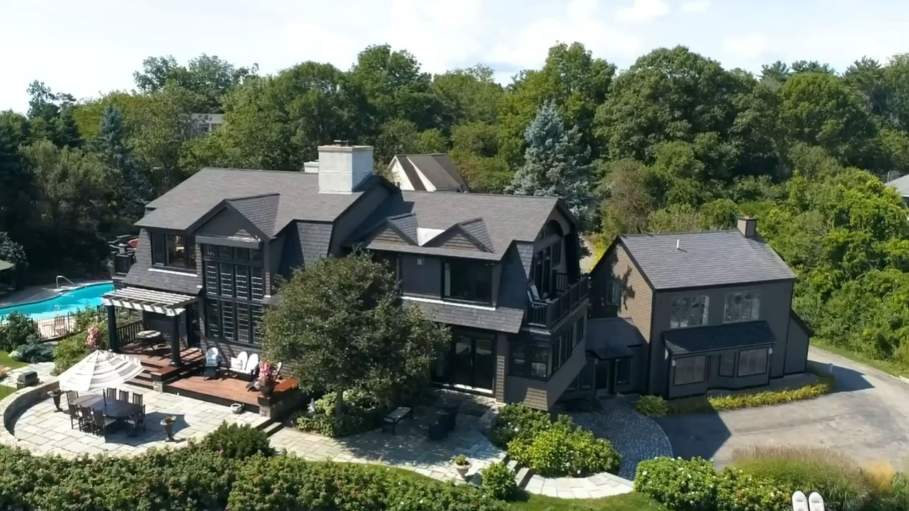 美国缅因州大西洋边顶级别墅豪宅,带户外泳池海景地下室美式装修