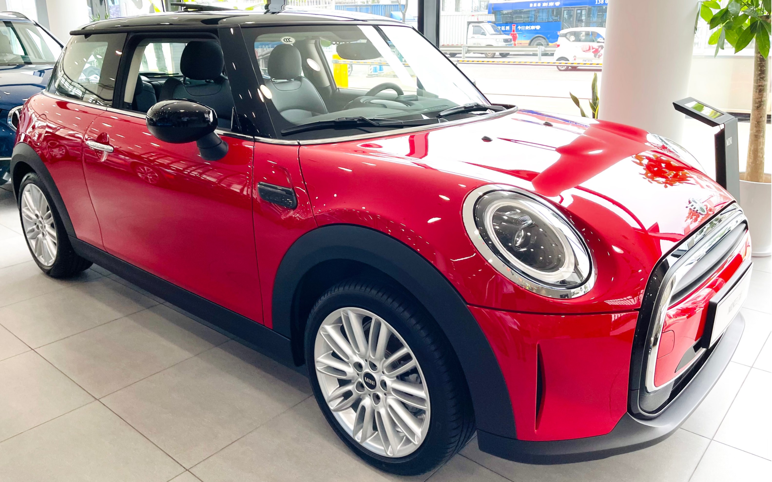 mini cooper 三门版辣椒红到店_哔哩哔哩_bilibili