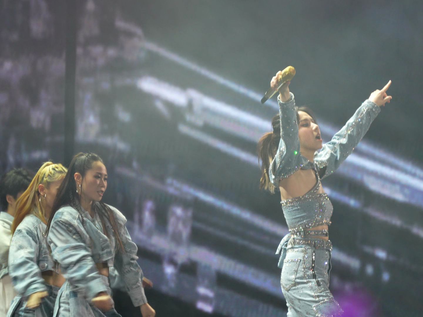 【邓紫棋2023广州演唱会 g.e.m walk on water】②