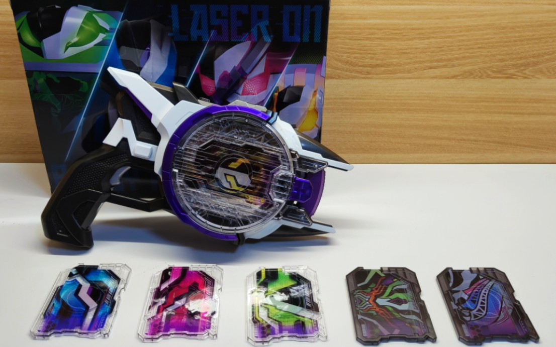 2024年第2件玩具开箱:假面骑士geats极狐·pdx纪念版镭射激光升华器