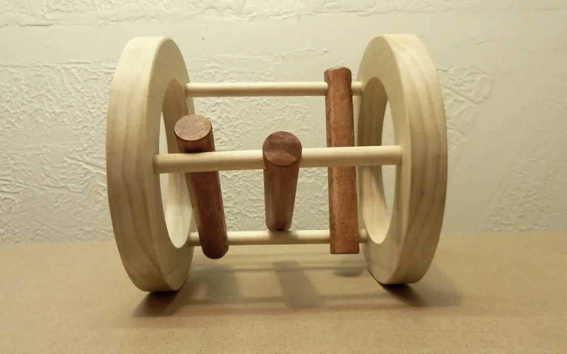 重力玩具:自动跑步机