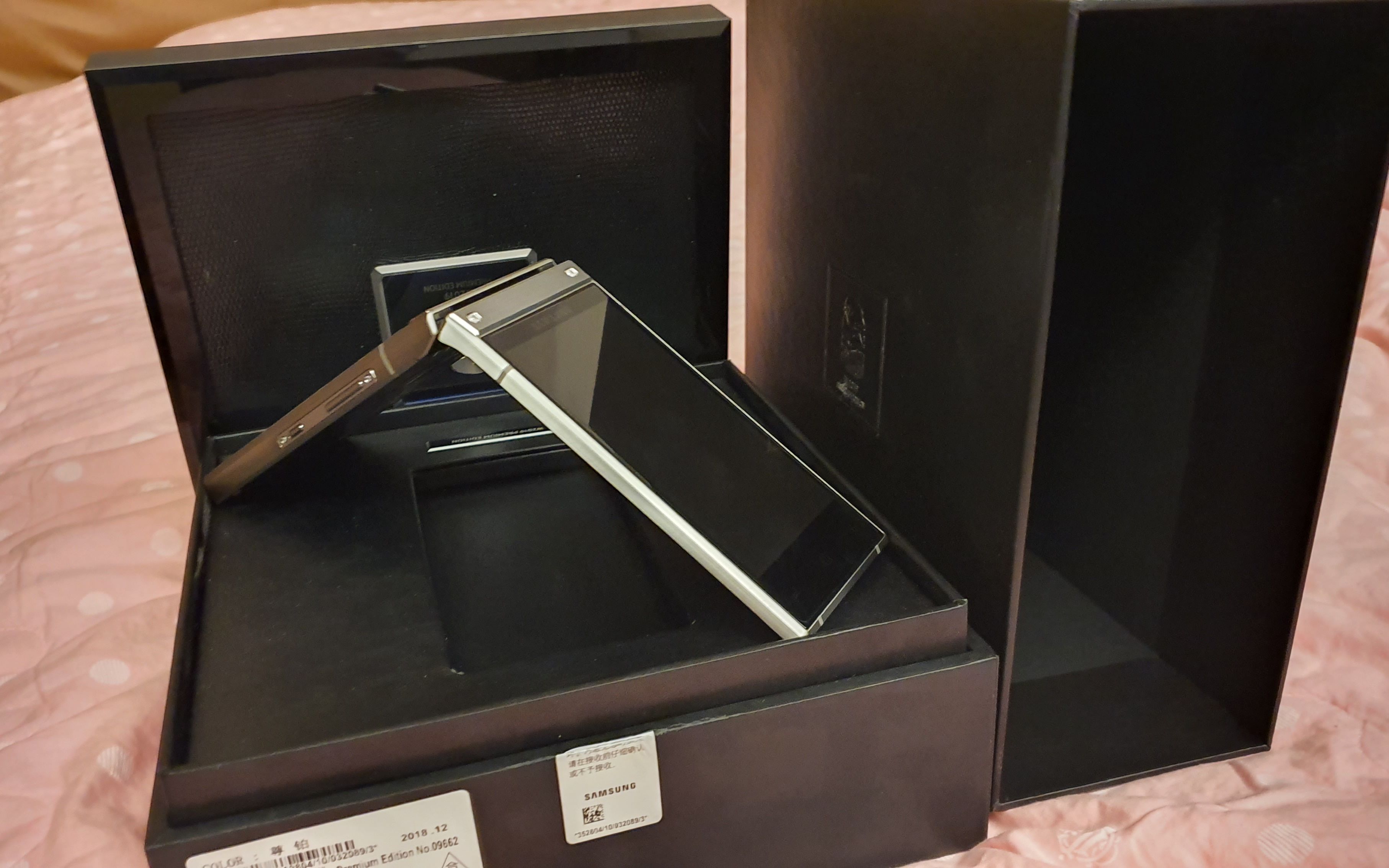 w2019心系天下 简单开箱_哔哩哔哩_bilibili