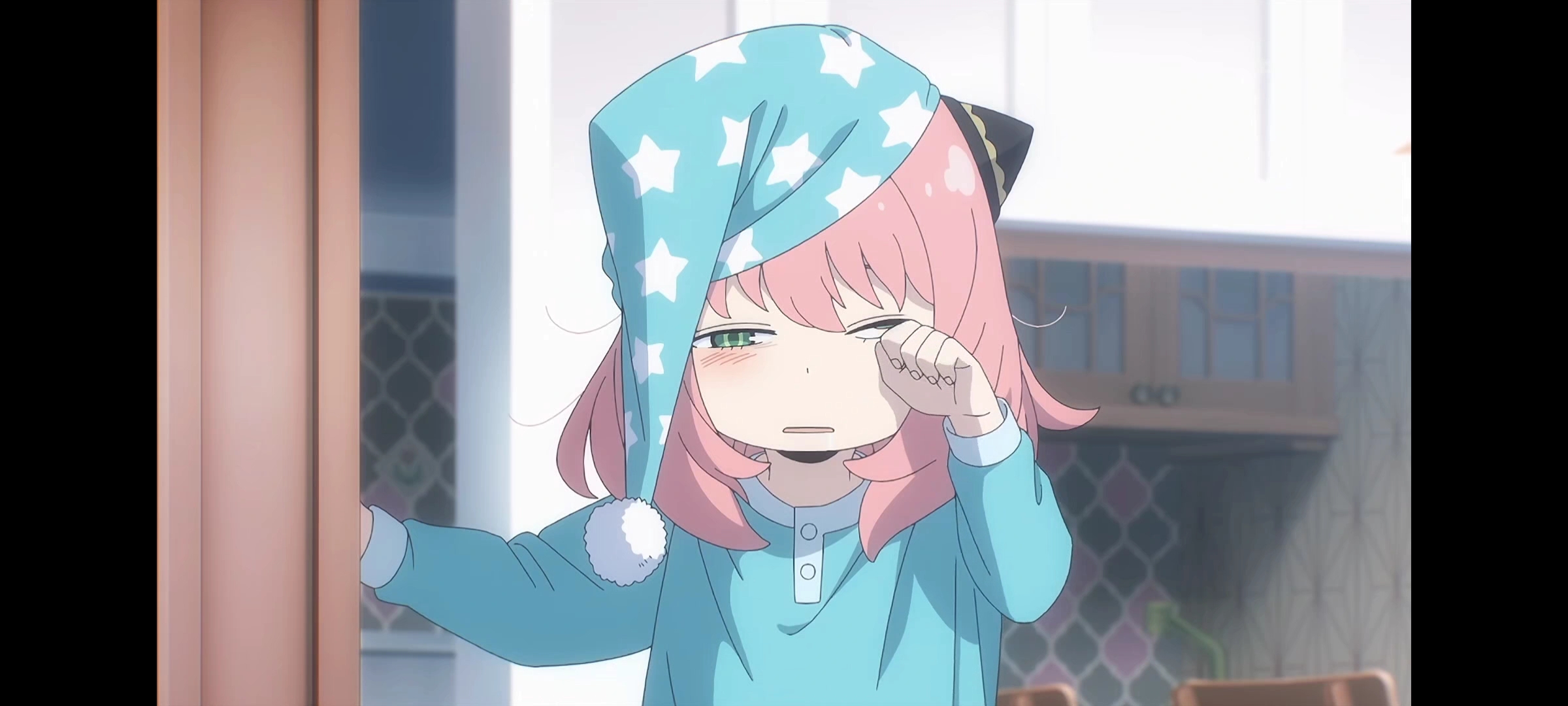 间谍过家家【阿尼亚福杰】刚睡醒的小可爱(2961 . 6129)