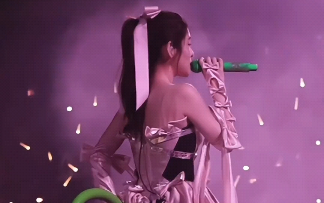 "年轮一响仙尊登场"#张碧晨巡演日记 #张碧晨深圳演唱会