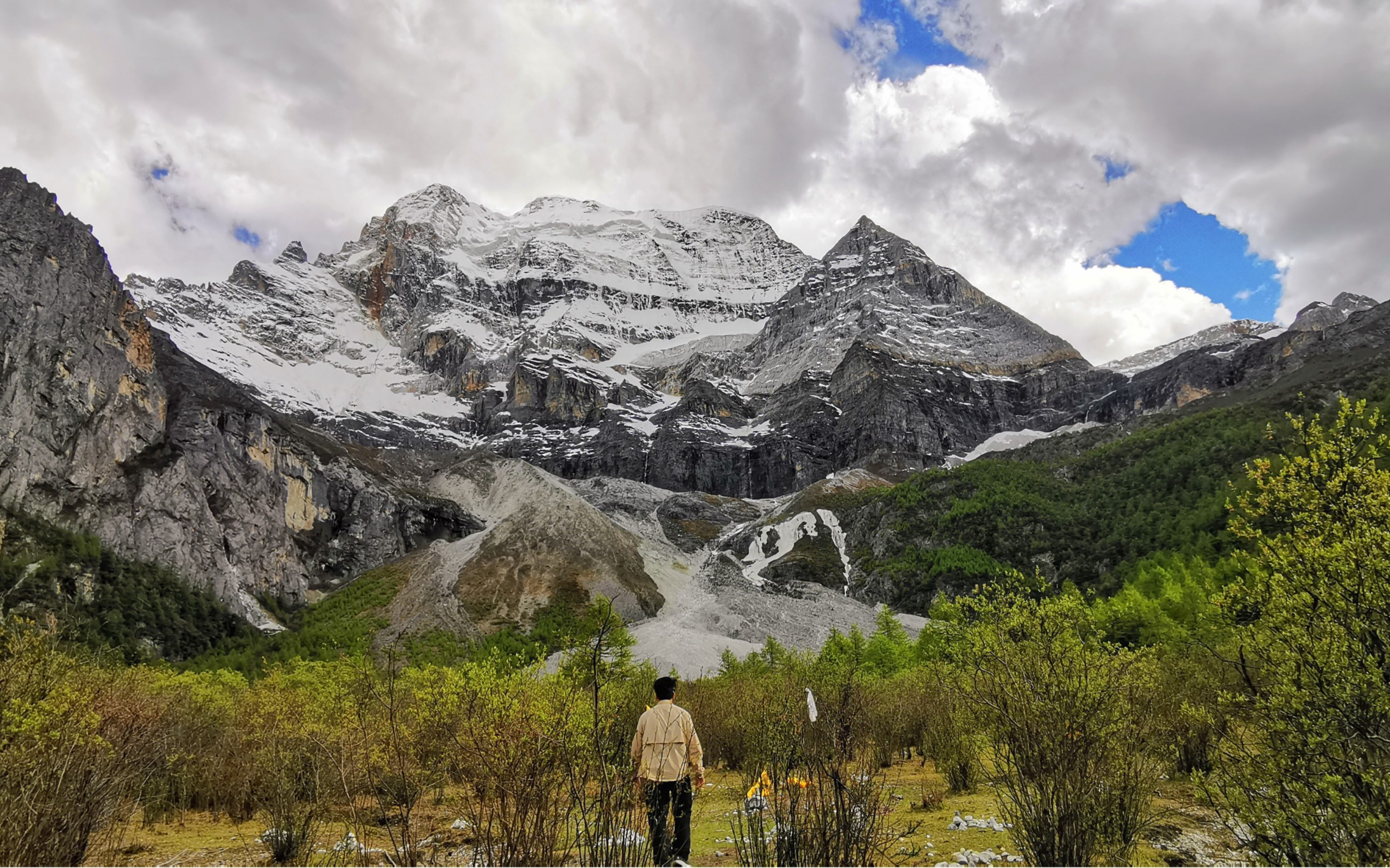 稻城亚丁 徒步短线 追逐仙乃日神山