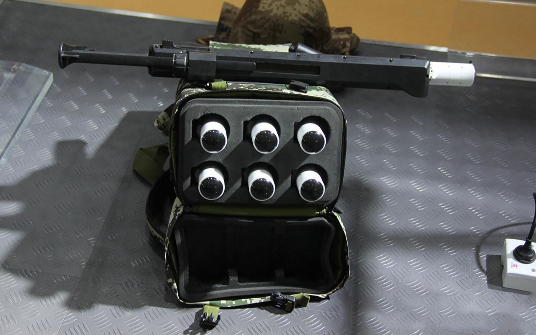 中国研发世界最小导弹,黄瓜大小却是狙击手克星,让美国垂涎三尺_哔哩