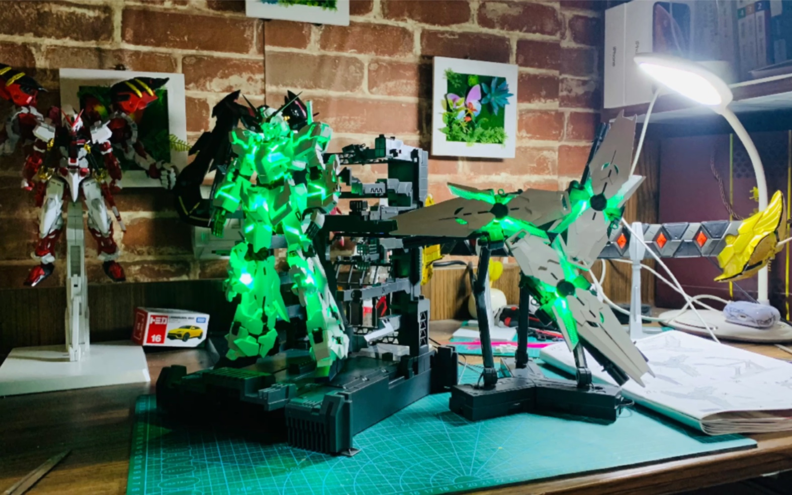 万代mgex独角兽高达