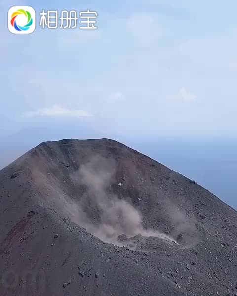 [图]火山喷发的瞬间