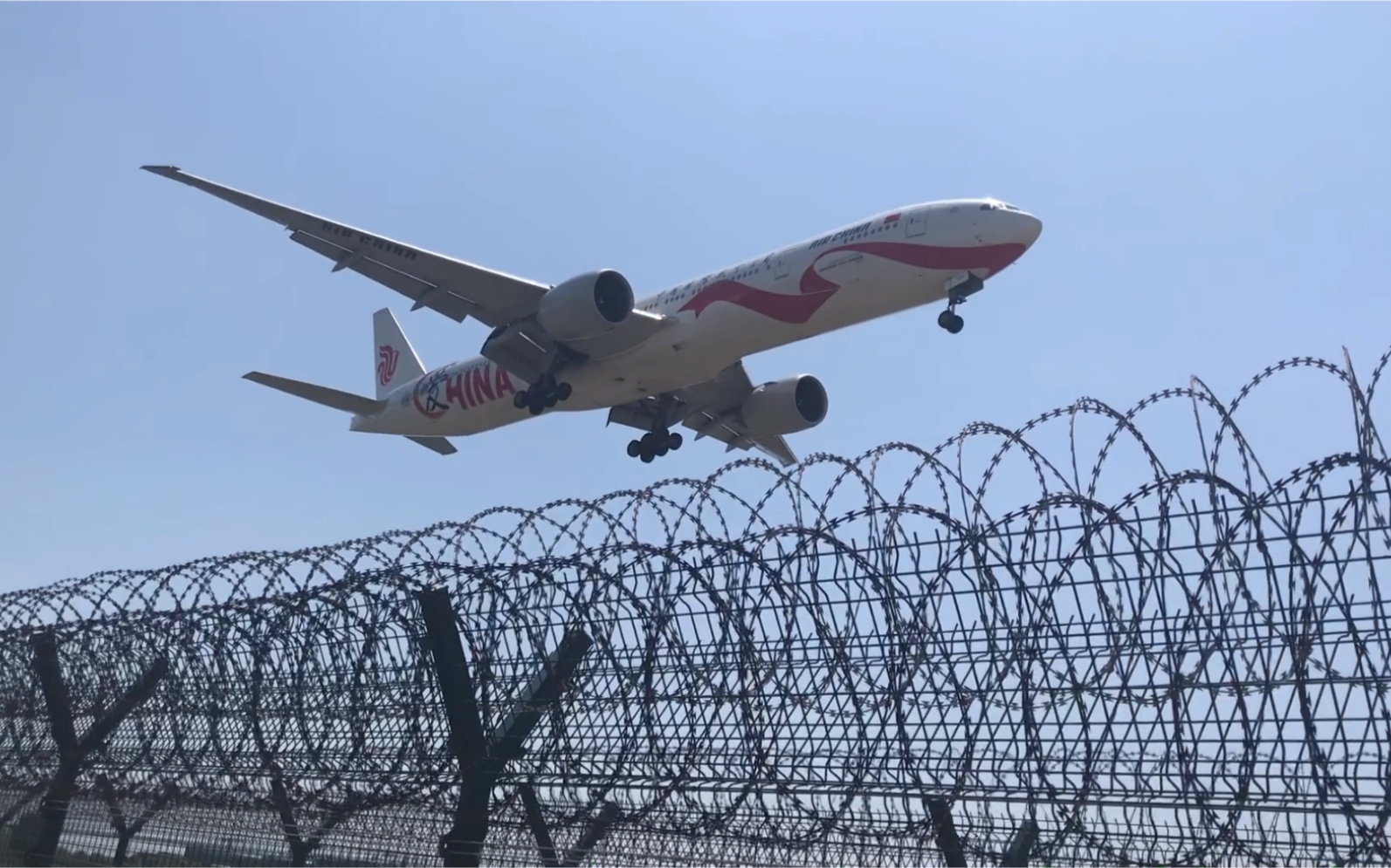 首都机场跑道36r落地