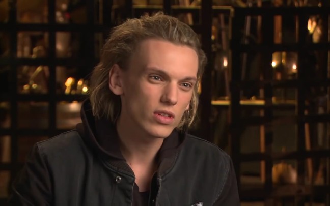 [图]【圣杯神器骸骨之城】Jamie Campbell Bower 采访生肉