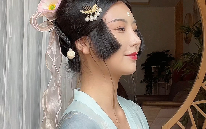 一分钟搞定姬发唐风少女发型_哔哩哔哩_bilibili