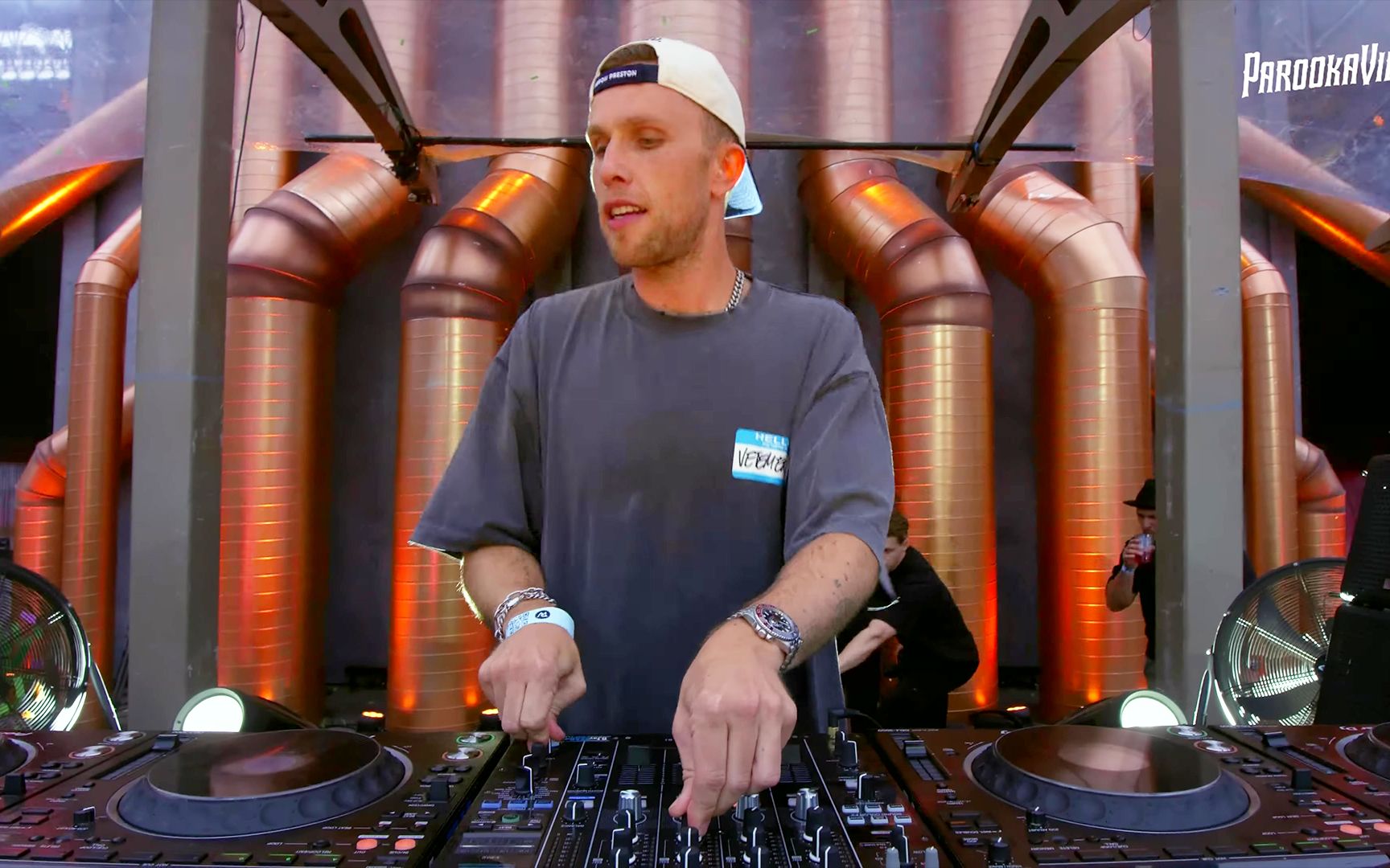 4k超清 nicky romero parookaville 2023 长脸德国电音节现场