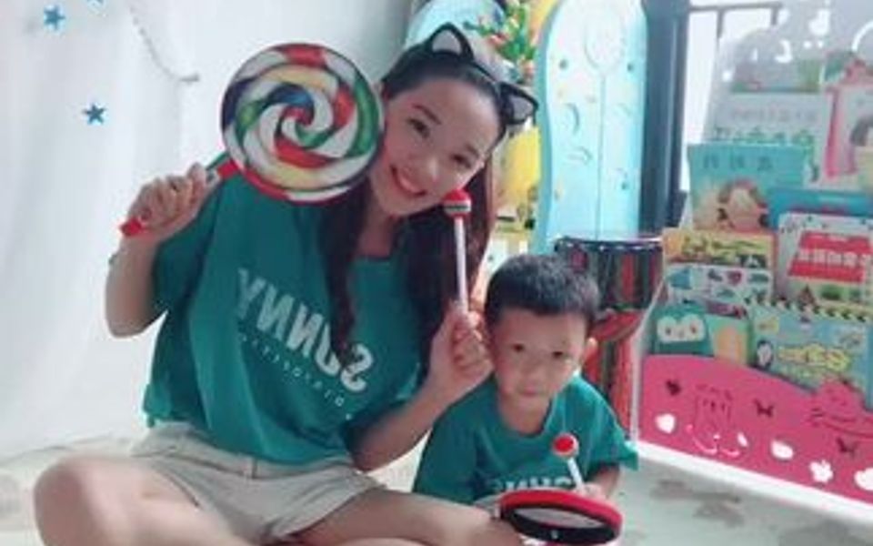 [图]孩子最喜欢玩的奥尔夫音乐律动《棒棒糖🍭》，点❤️收藏起来跟孩子玩