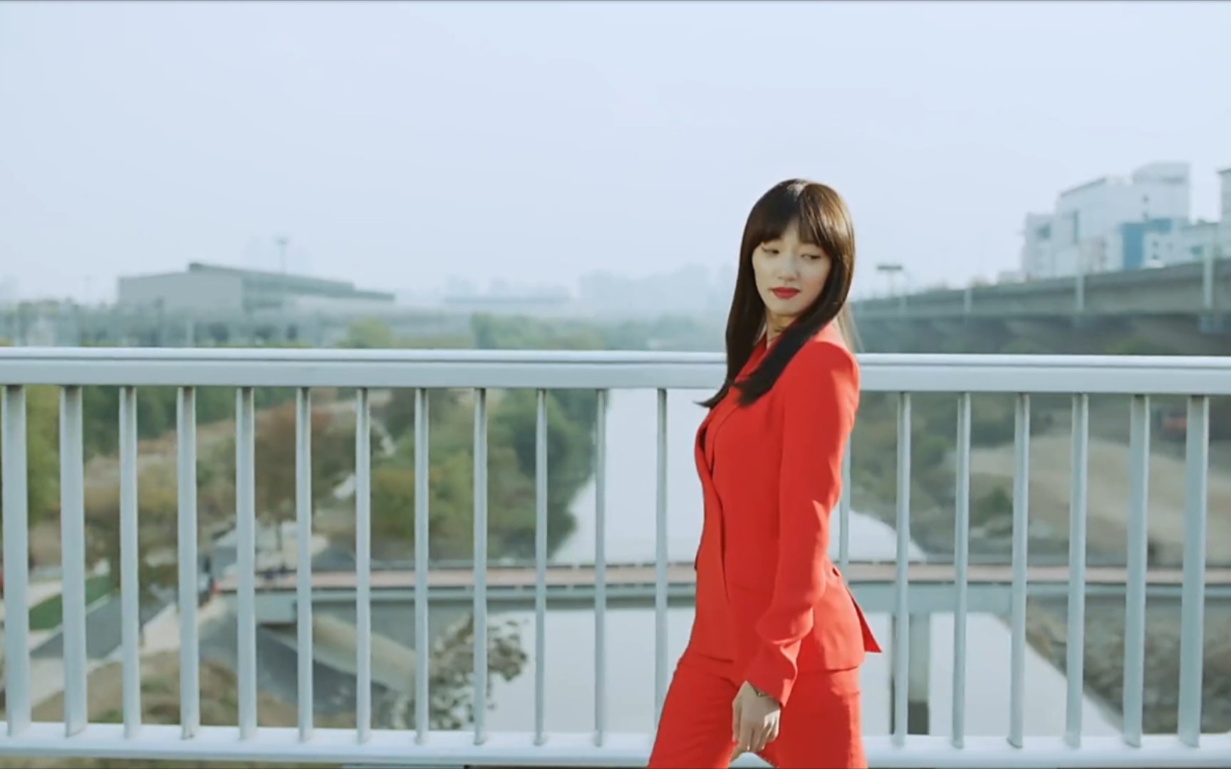 三神奶奶和神的相遇vs三神奶奶和德华的相遇_哔哩哔哩_bilibili