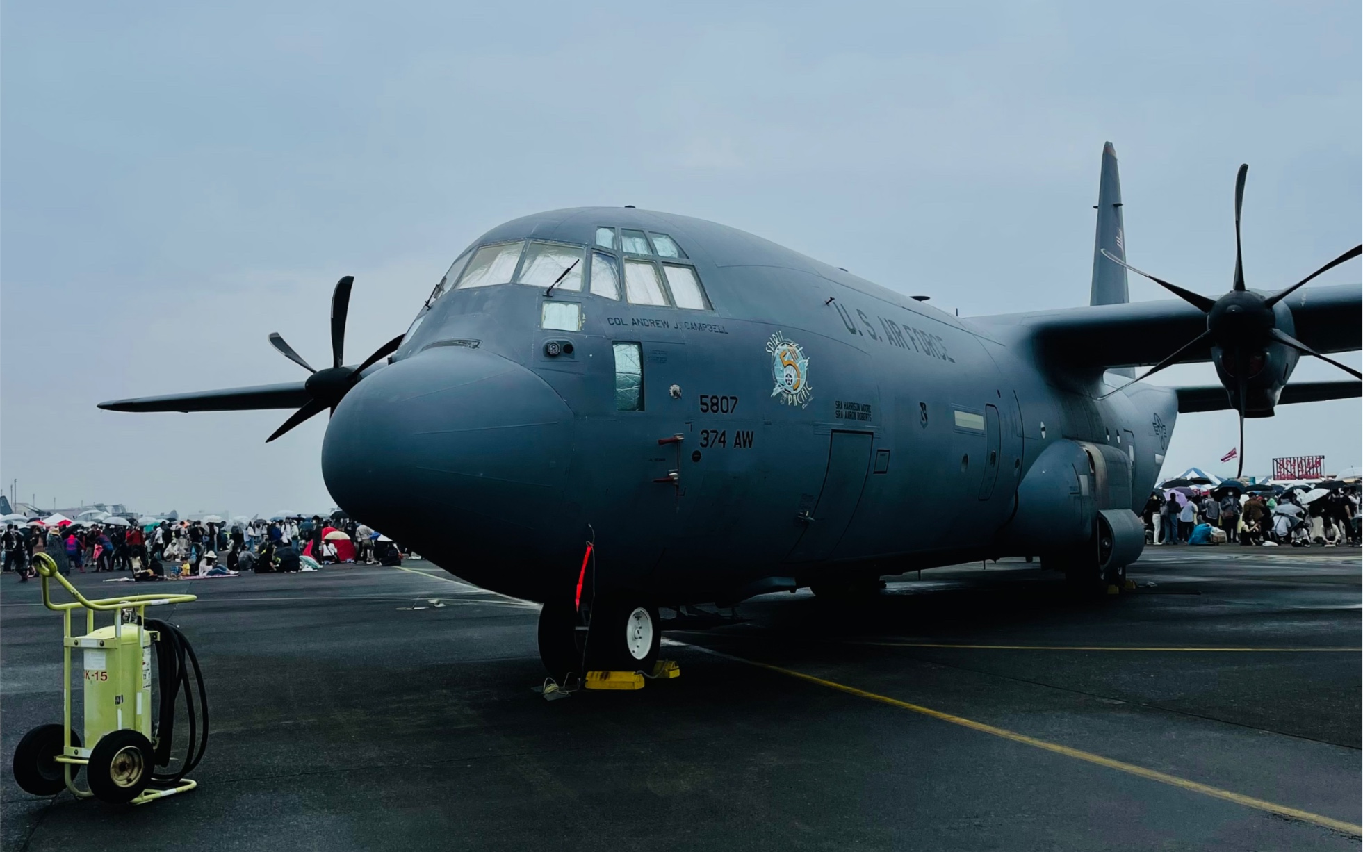 如何把义乌小玩具c130运输机变成美军在用的真货