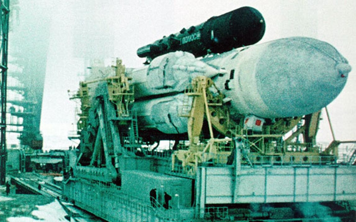 坎巴拉太空计划ksp渣仿苏联极地号天基重型战斗激光轨道站