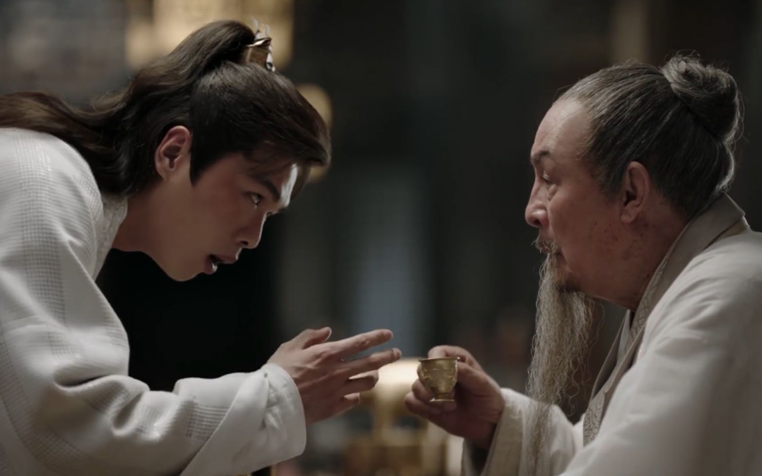 庆余年范闲醉酒背诵唐诗宋词文坛巨匠庄墨韩被气吐血