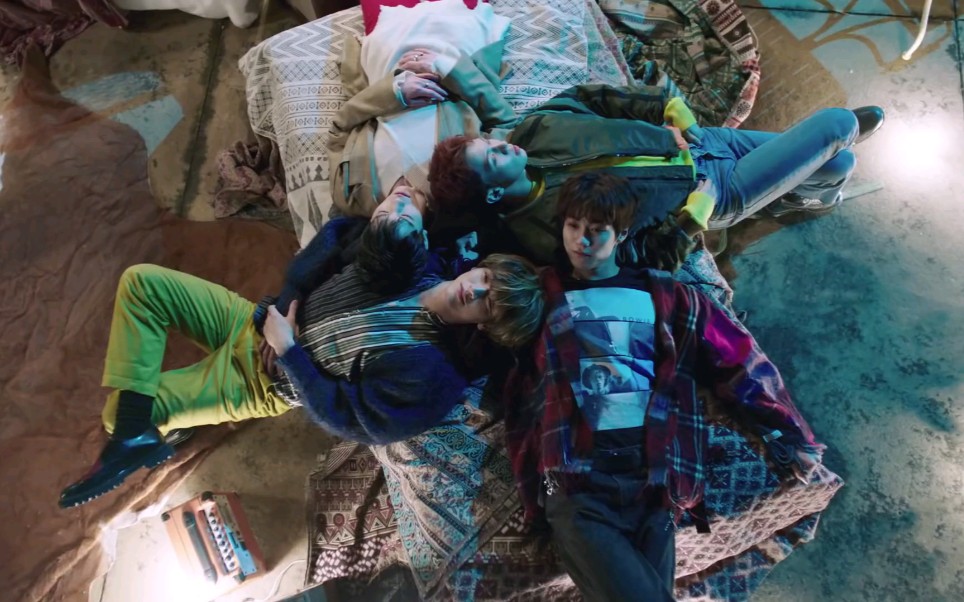 【n.flying】《屋塔房》各种版本合集 | 只有没听过的,没有只听一遍的