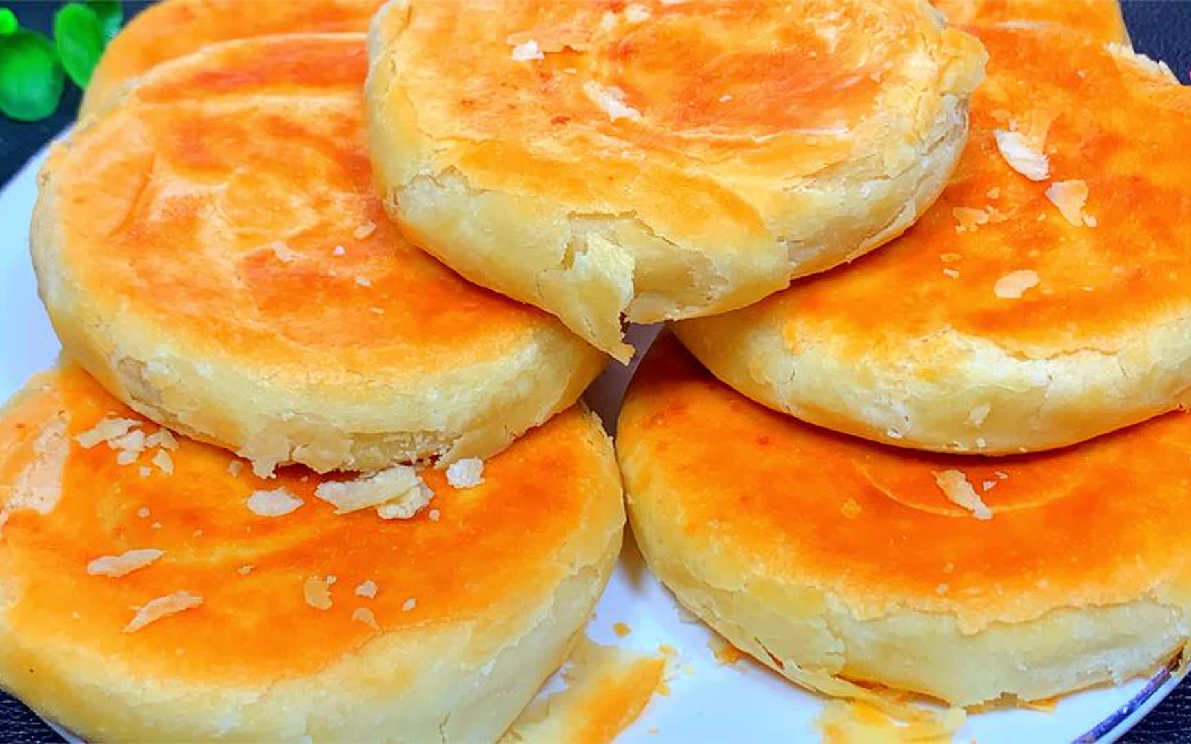 酥掉渣的黄金香酥烧饼,做法简单无难度,可烤可烙,吃一口满嘴香