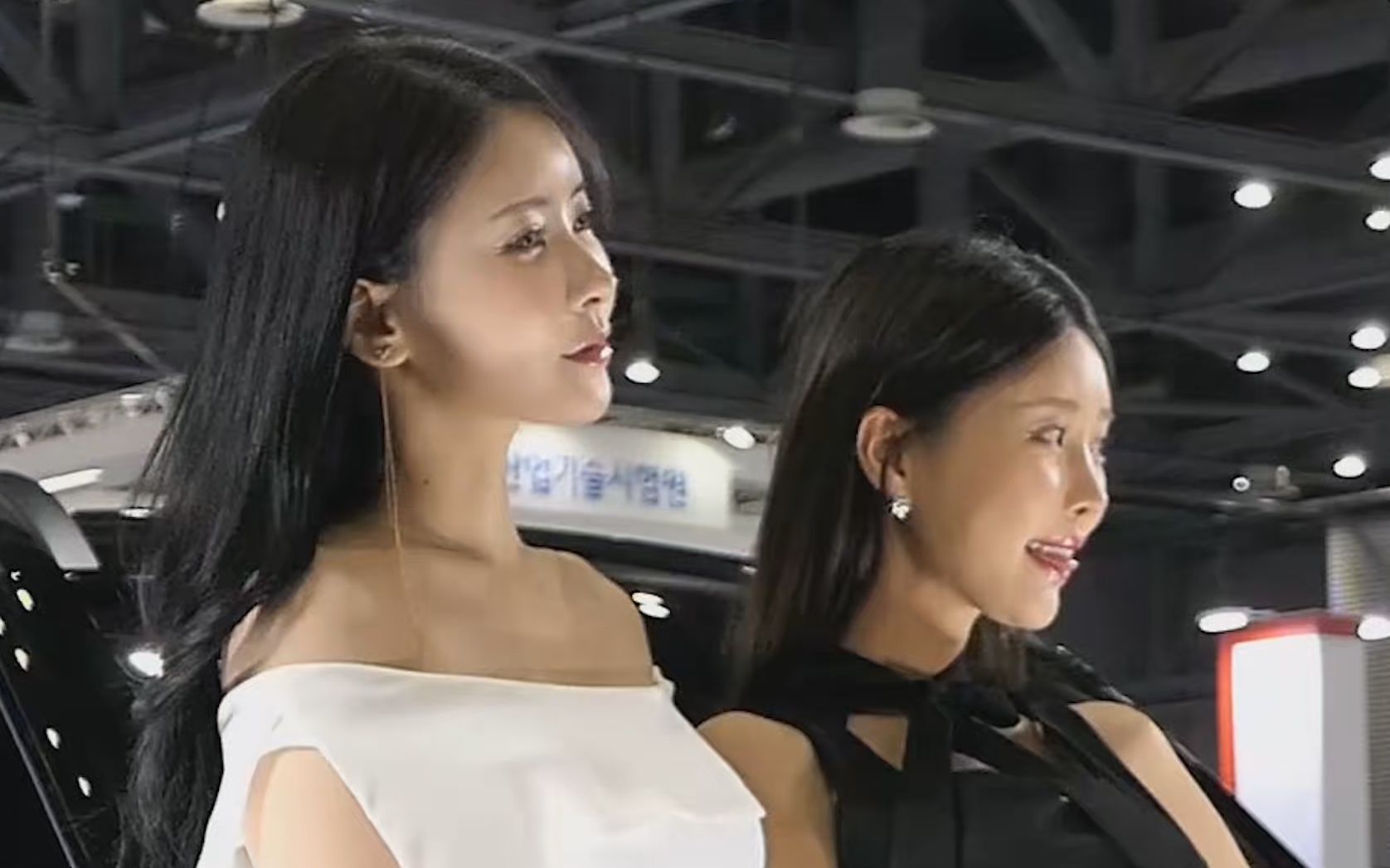 【2023首尔移动车展0401】美女模特车模金洛英&李诗雅(2