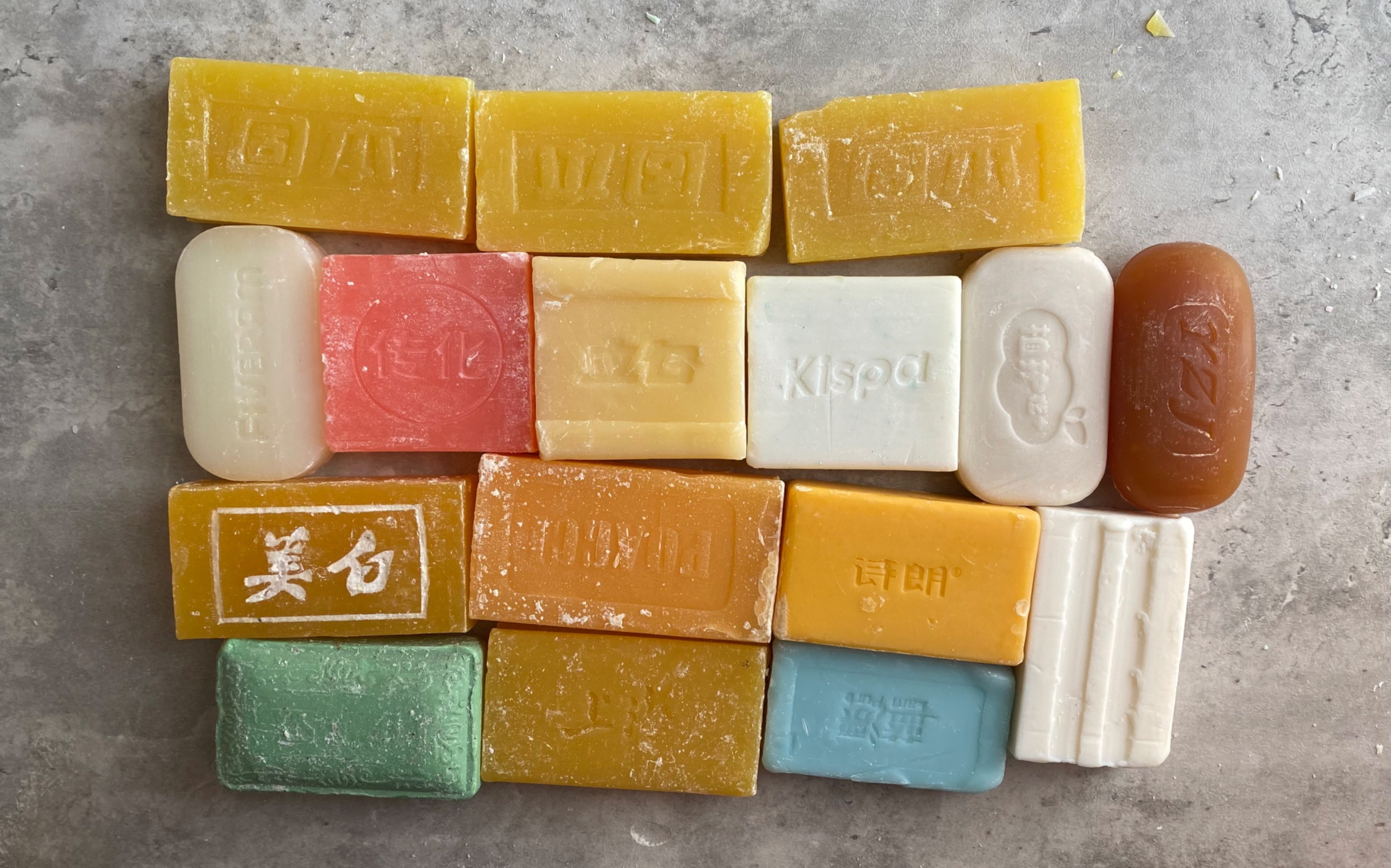 【原创刮皂】小克数洗衣皂刮一波 半软皂脆皂