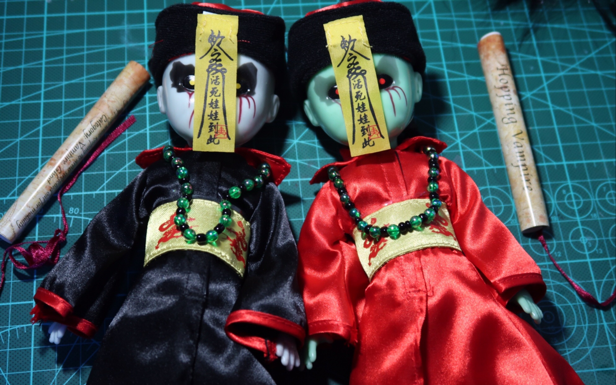 活死人娃娃双子僵尸西方美学下的中式僵尸开箱